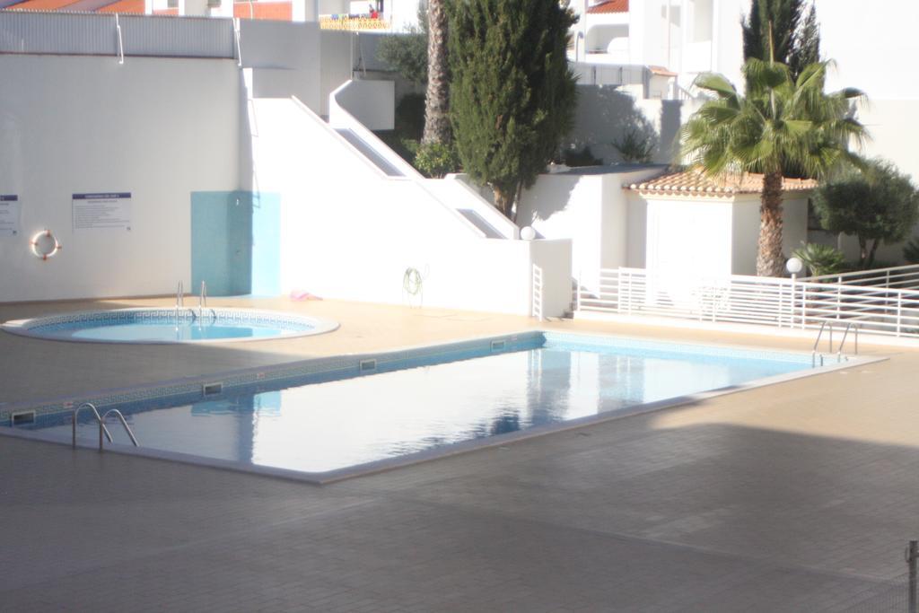 Lovely New W/ Pool Appartement
